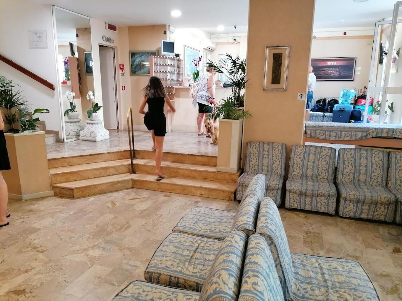 Hotel Dell'Angelo Римини Экстерьер фото