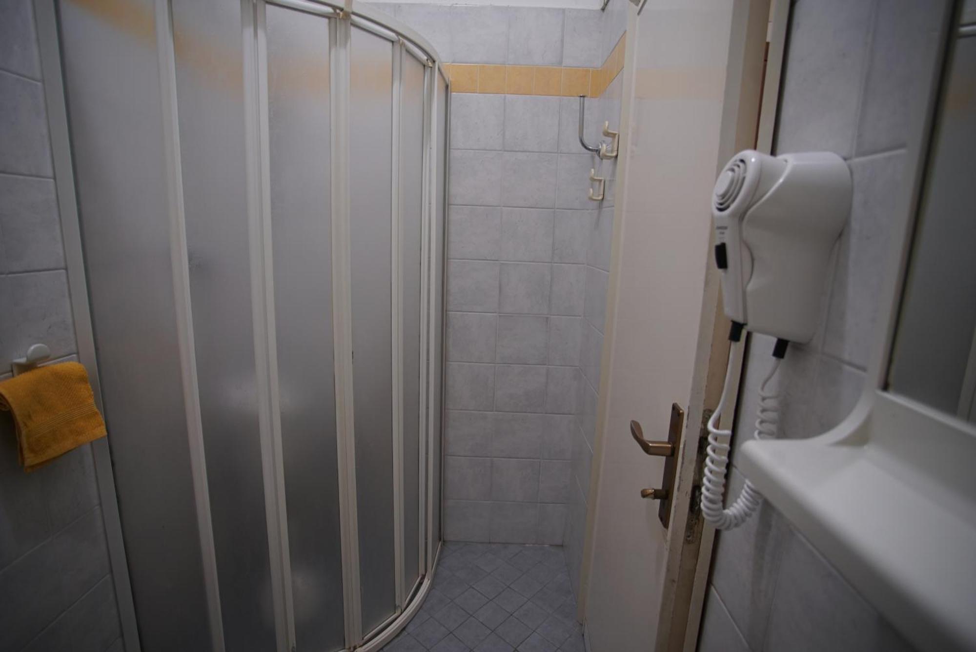 Hotel Dell'Angelo Римини Экстерьер фото