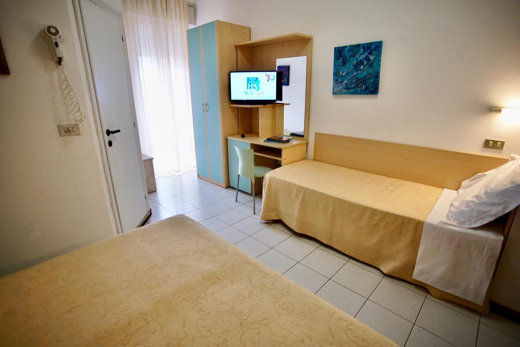 Hotel Dell'Angelo Римини Экстерьер фото
