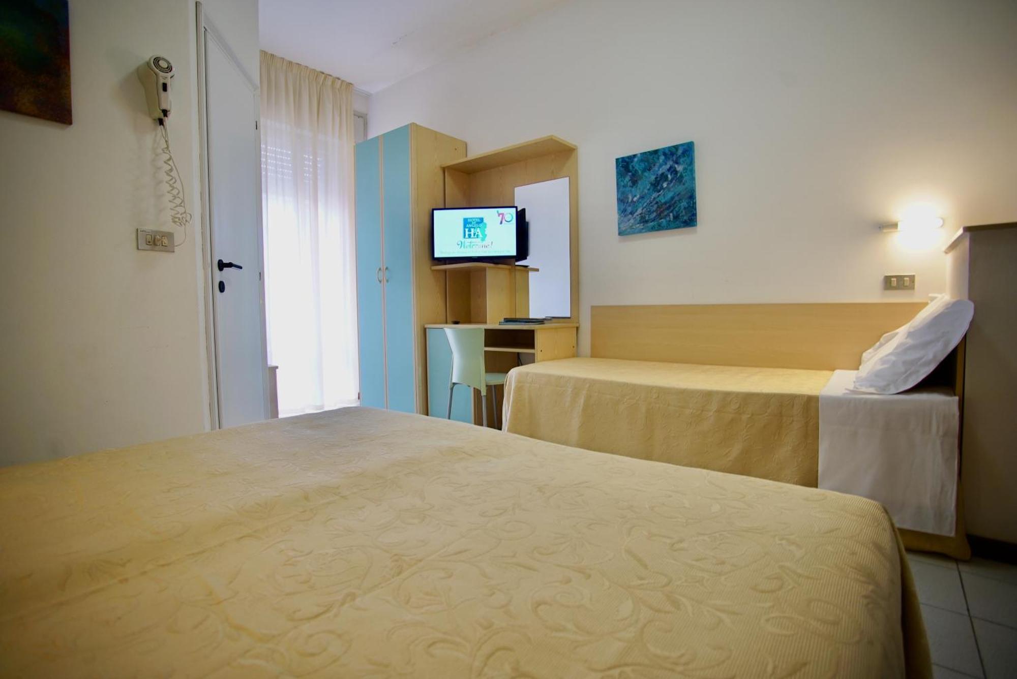 Hotel Dell'Angelo Римини Экстерьер фото